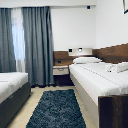Kollar D Guest House - Prenociste Rooms Суботица Екстериор снимка
