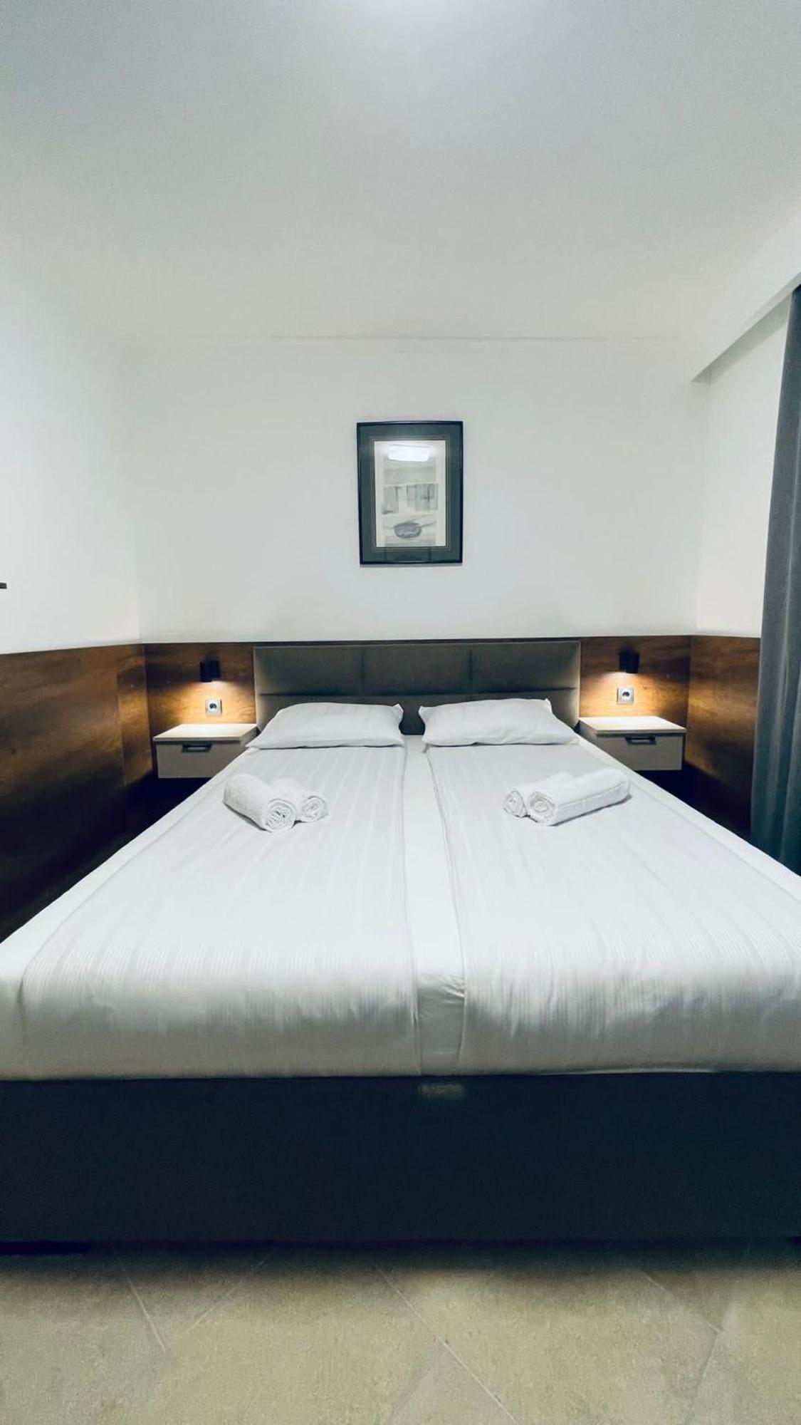 Kollar D Guest House - Prenociste Rooms Суботица Екстериор снимка