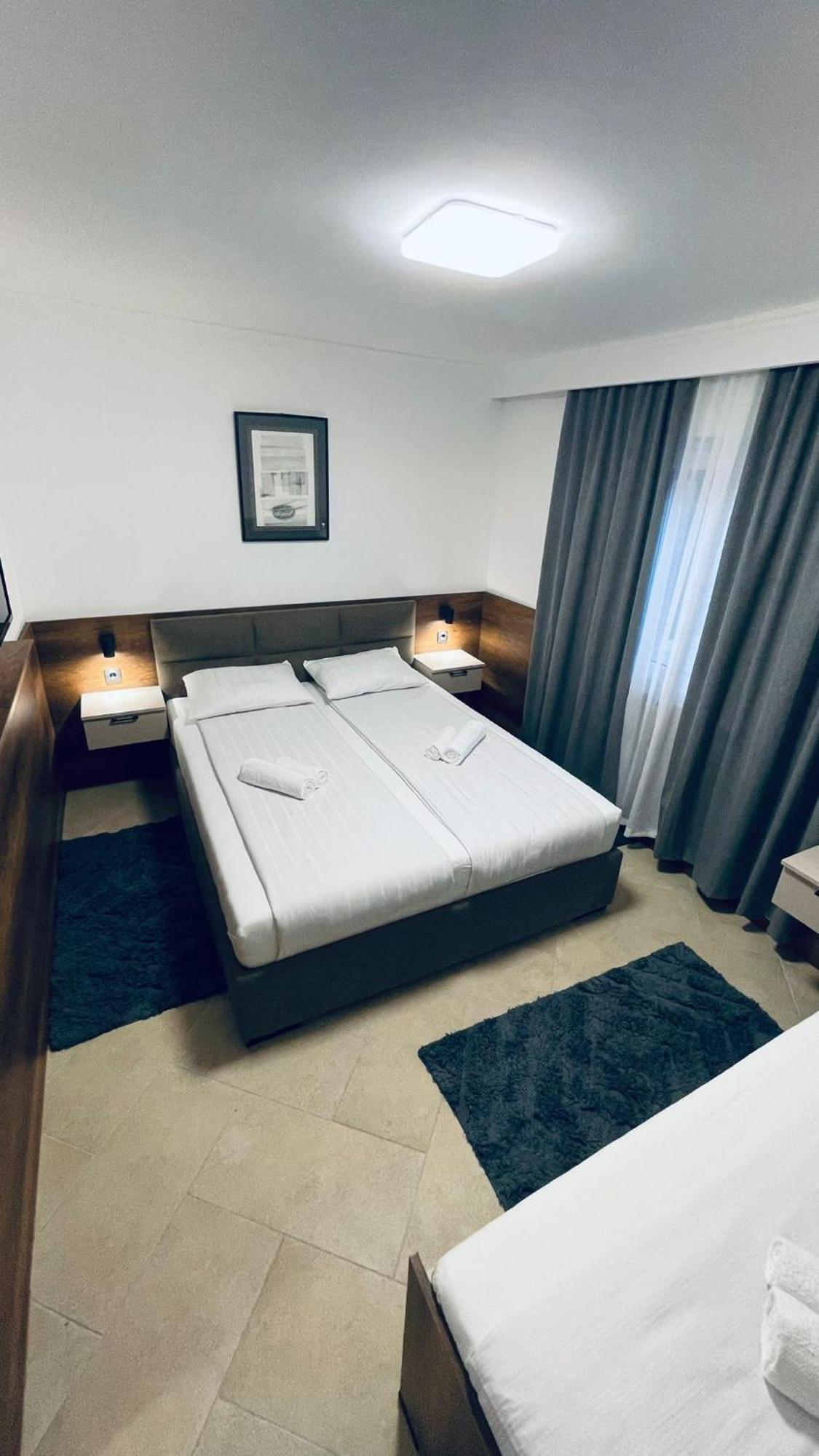 Kollar D Guest House - Prenociste Rooms Суботица Екстериор снимка