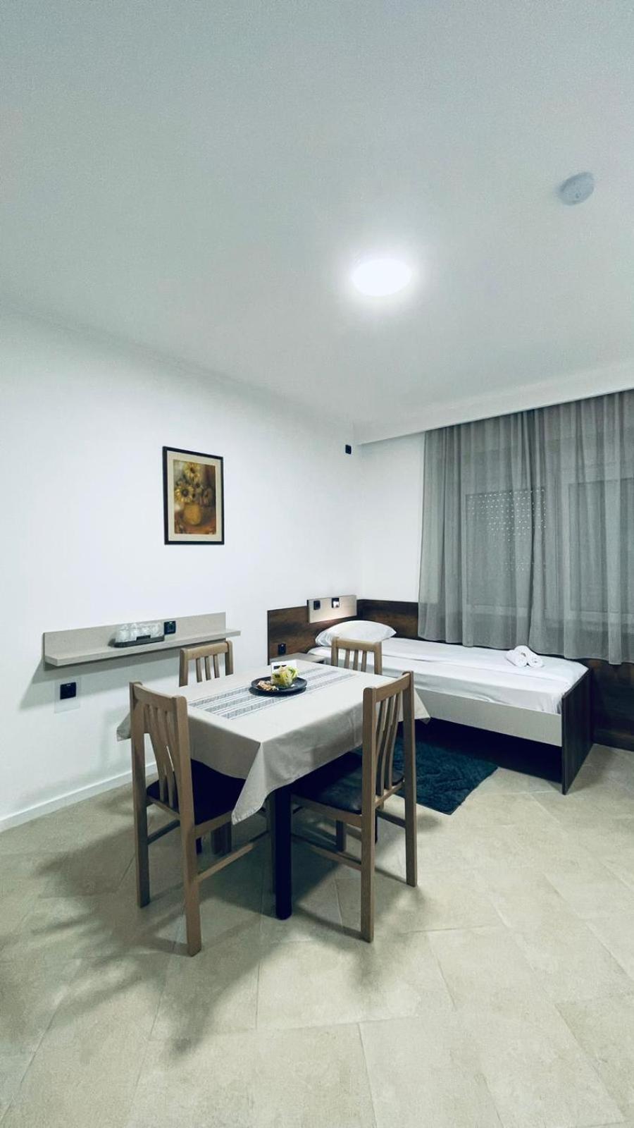 Kollar D Guest House - Prenociste Rooms Суботица Екстериор снимка