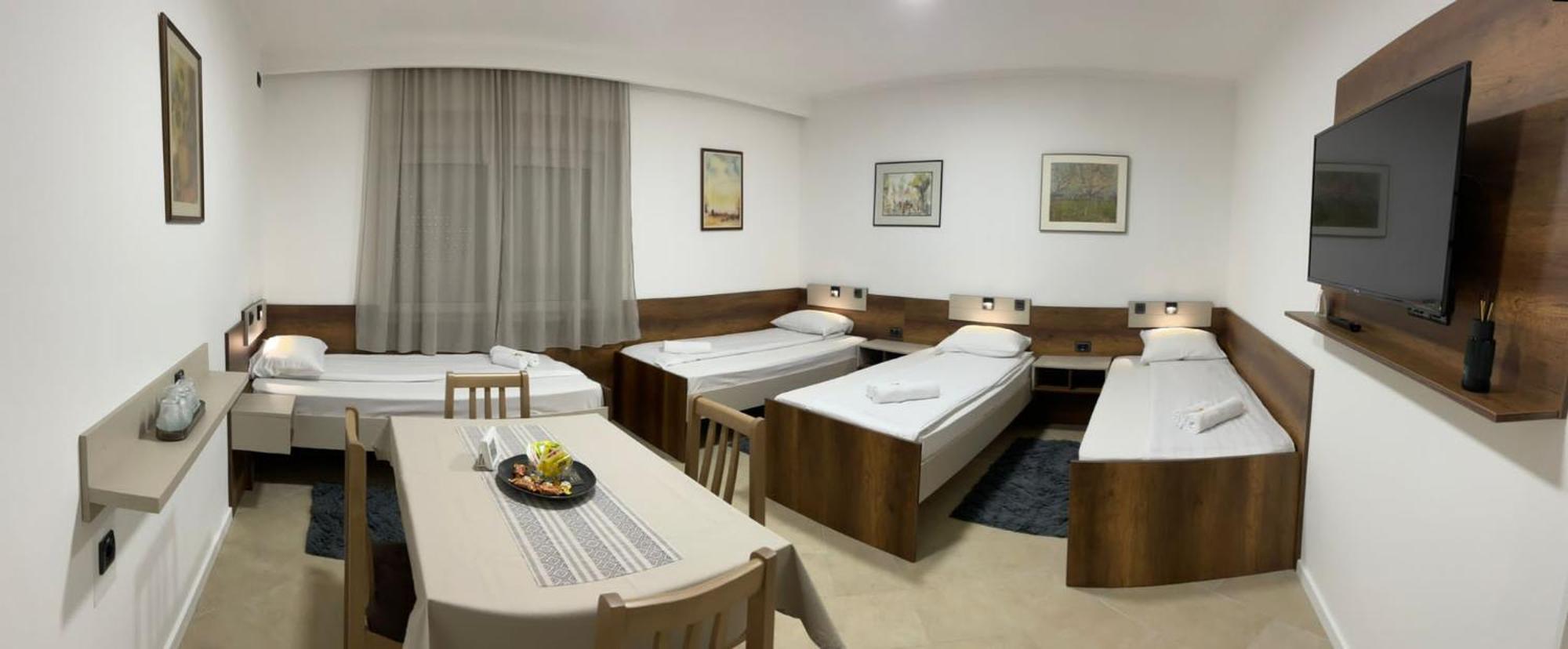 Kollar D Guest House - Prenociste Rooms Суботица Екстериор снимка