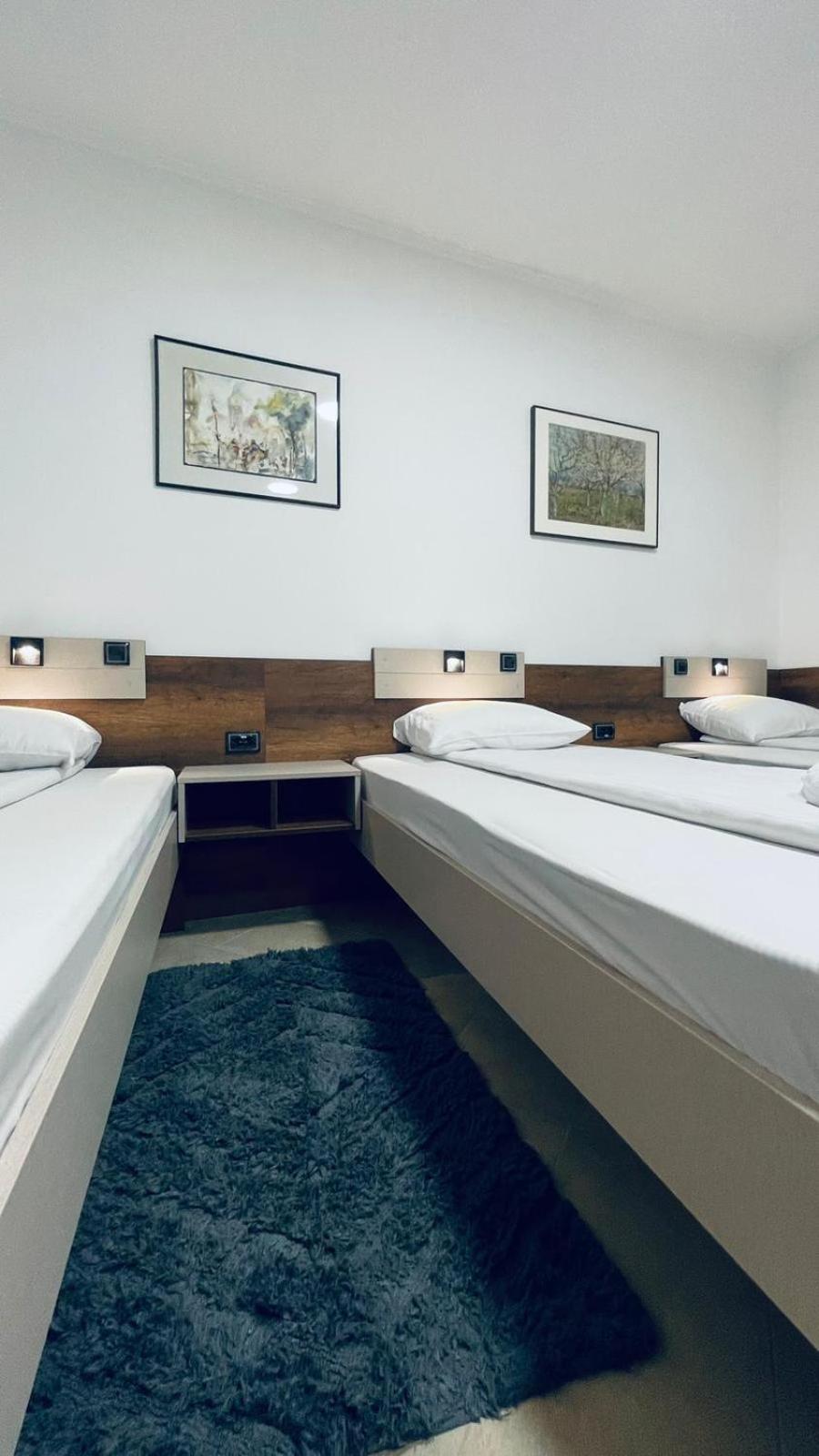 Kollar D Guest House - Prenociste Rooms Суботица Екстериор снимка