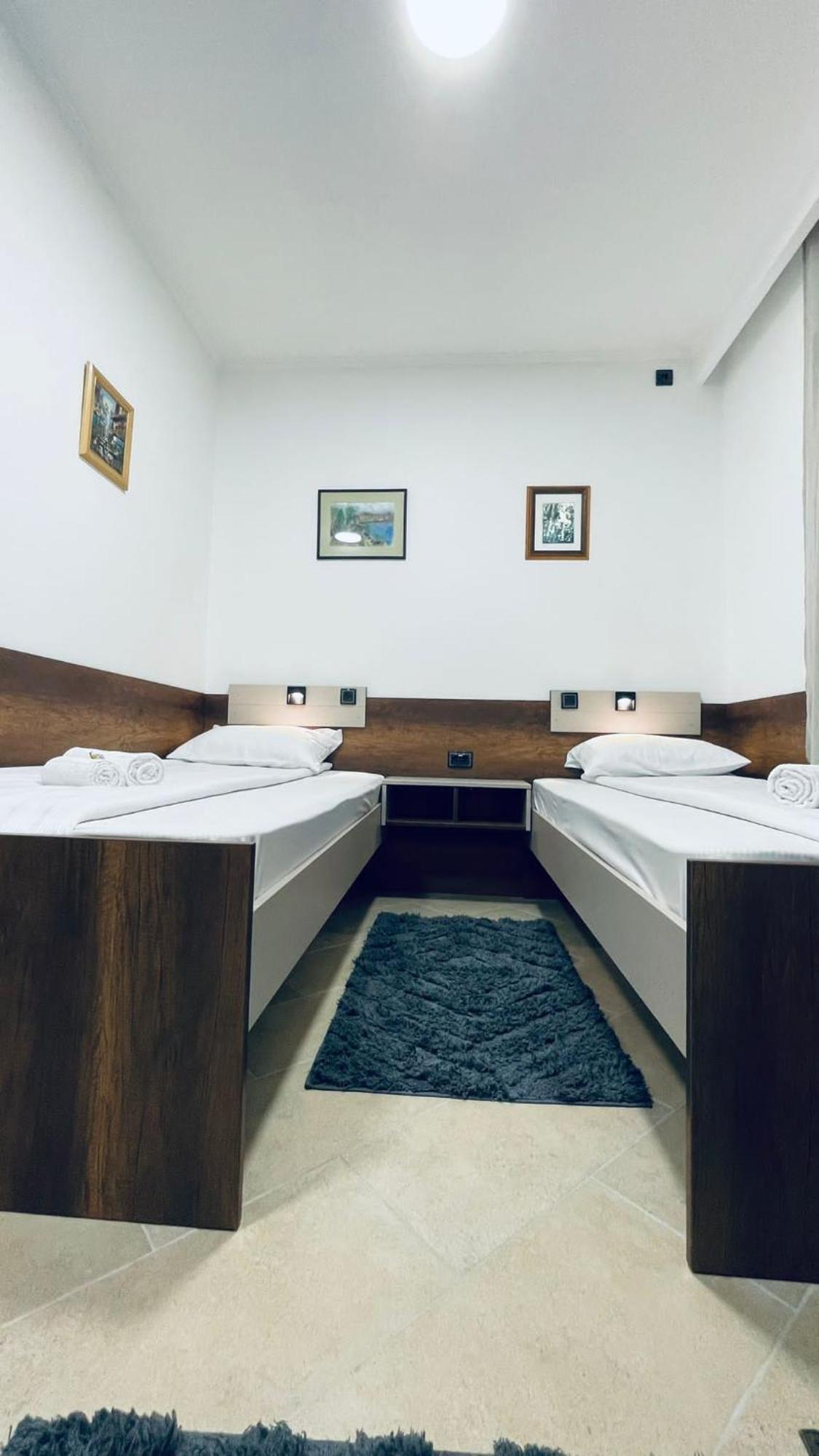 Kollar D Guest House - Prenociste Rooms Суботица Екстериор снимка